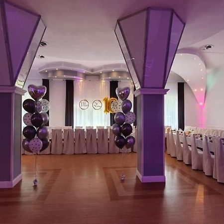 Hotel Leszczynski Konstantynów Łódzki エクステリア 写真